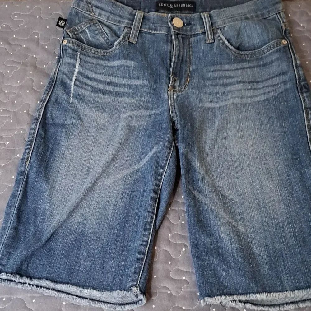 Rcok & Republic Kristy jean shorts size 8